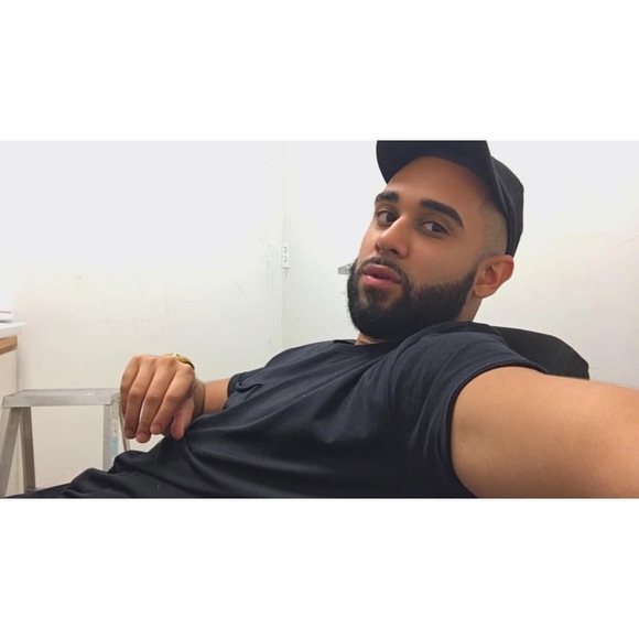 Meet your Posher, David - Picture 1 of 1